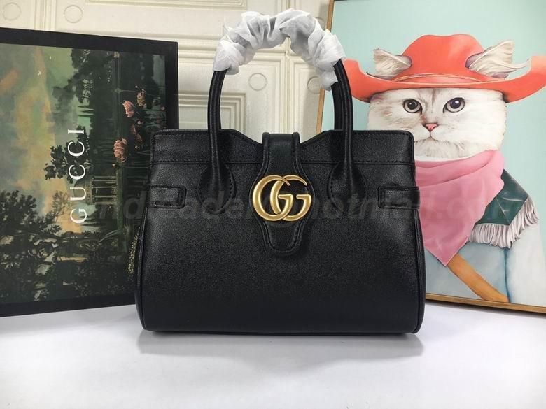 Gucci Handbags 268